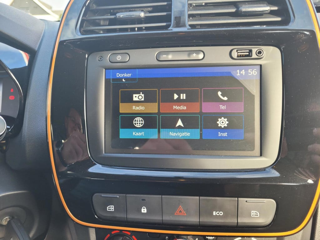 Dacia Spring comfort plus (orange pack) 27 kwh slechts 130km btw auto