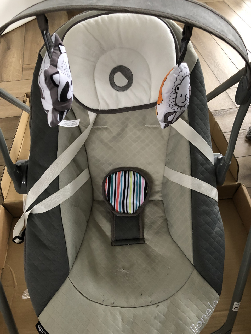 Wipstoel: LIONELO Otto!