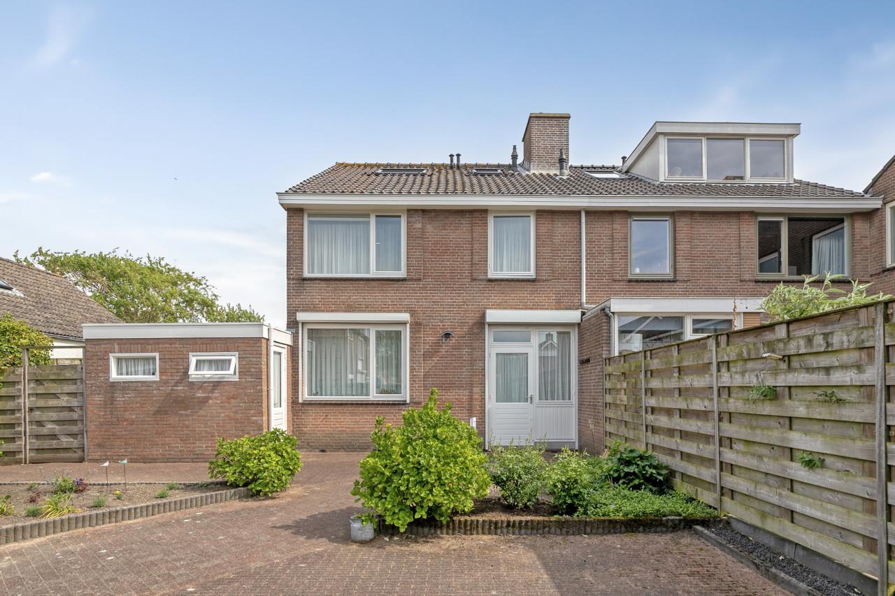 Half vrijstaand huis in Zoutelande