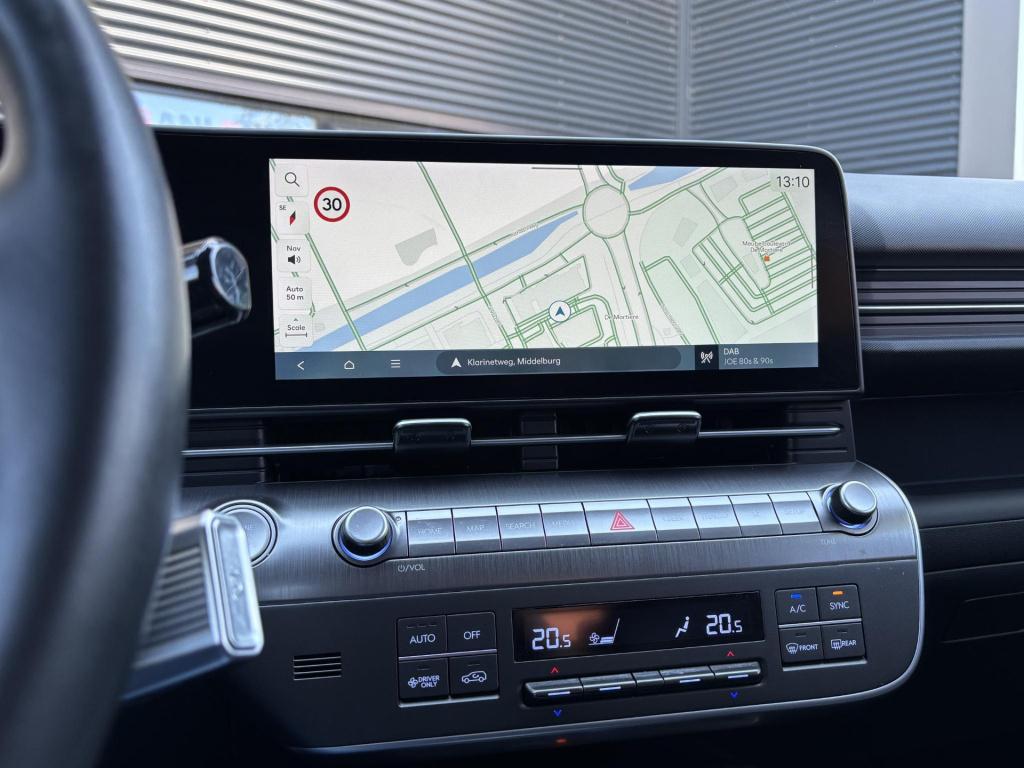 Hyundai Kona 1.6 gdi hev premium sky