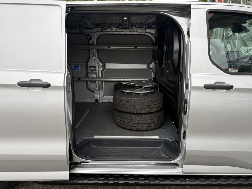 Ford Transit Custom 320 2.0 tdci l2h1 limited raptor | zb edition | treepla