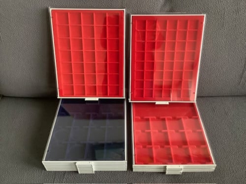 Lindner cassettes , diverse vakindelingen , gebruikt , 7 stuks.