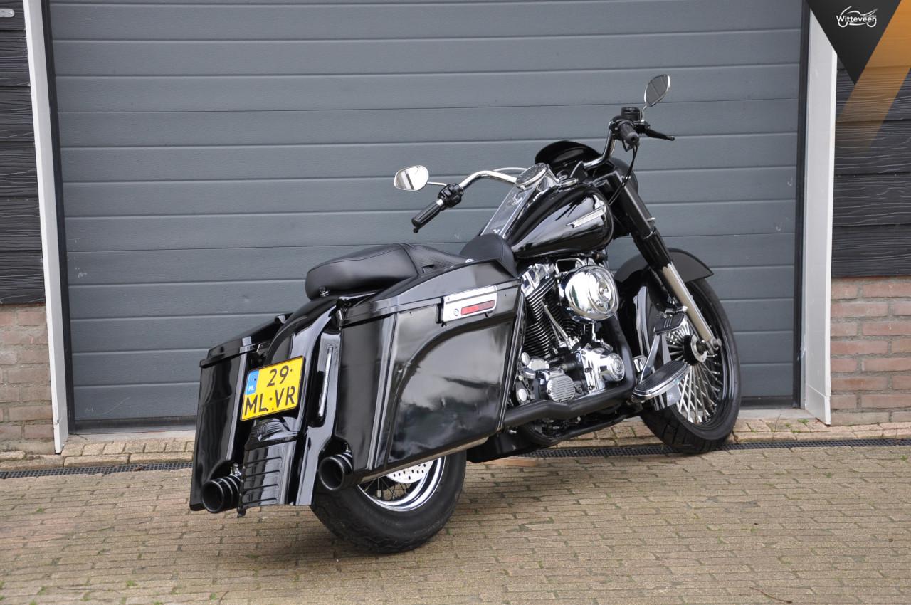 Harley Davidson Road King Stretched koffers, groot voorwiel