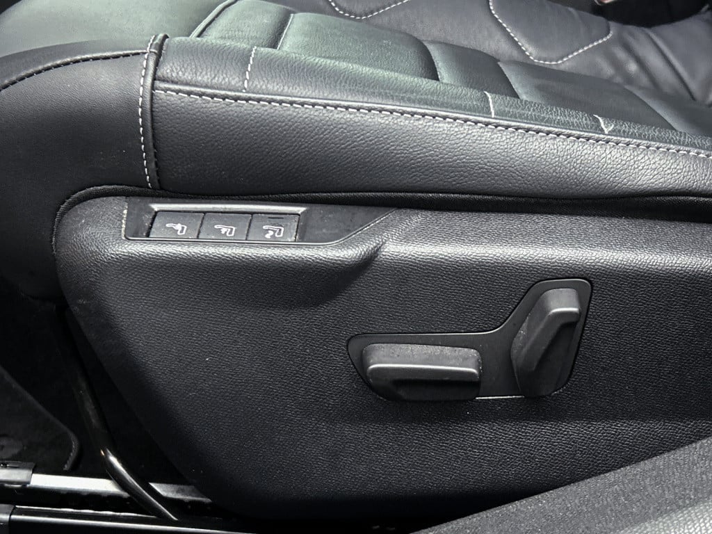 Citroen C4 130 pk automaat shine | rijklaar | trekhaak | panoramadak | stoe