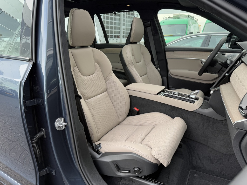 Volvo XC90 t8 awd ultra dark luchtvering | facelift | nieuwpr. € 107.559 |