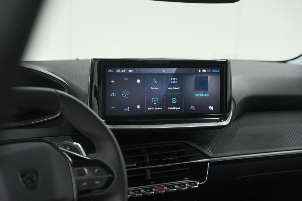 Peugeot 208 1.2 hybrid 110 e-dcs6 allure | apple carplay | parkeersensoren 