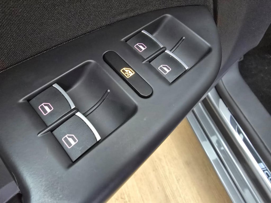 Volkswagen Touran occasion 1.4 tsi 5 persoons met panoramadak en grote koff