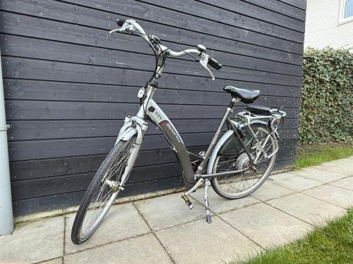 Elektrische fiets (heeft reparatie nodig)
