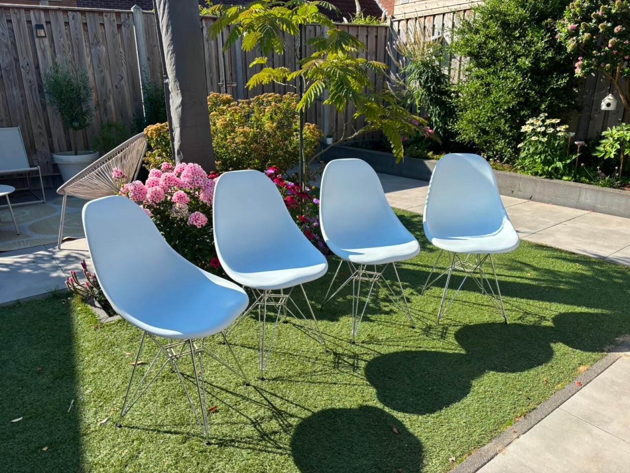 4 witte eetkamer stoelen