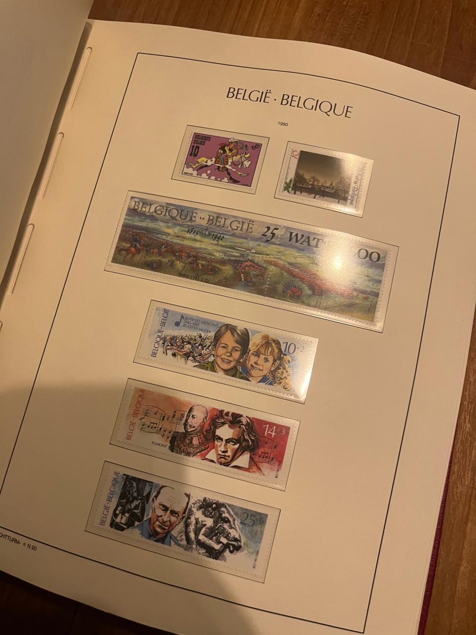 Verzameling België 1969 - 1990 in Leuchtturm voordrukalbum
