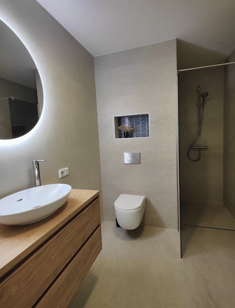 Microcement, betonciré & luxe wandafwerking