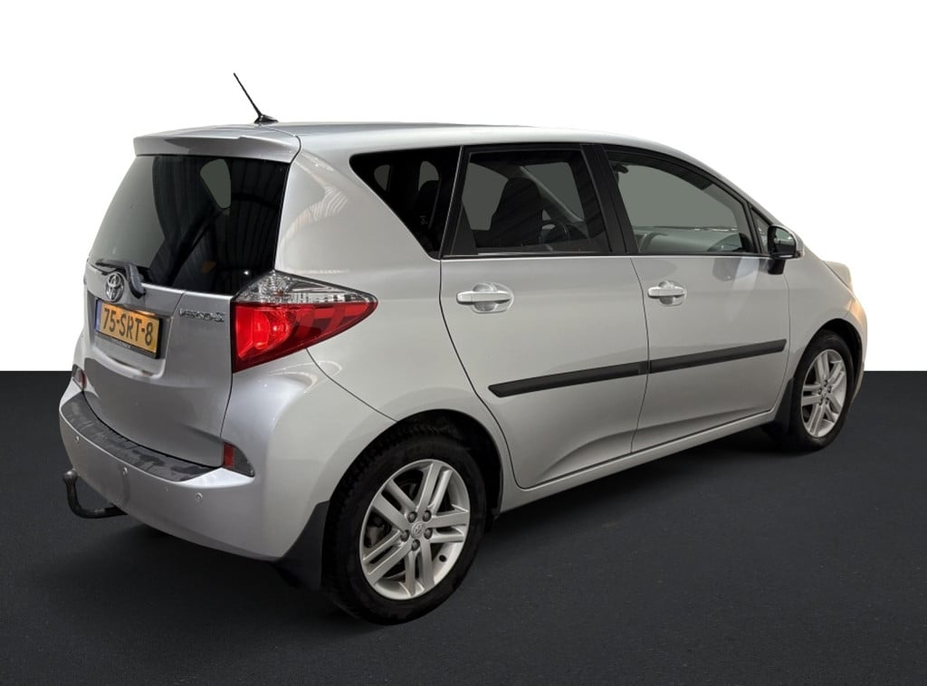 Toyota Verso-s 1.3 vvt-i dynamic