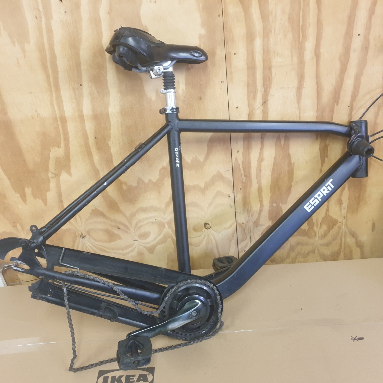Frame met cranckstel en zadelpen Gazelle Esprit 28 inch