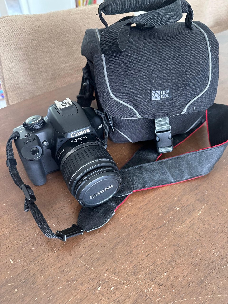 Canon EOS 1000D Zwart - Spiegelreflexcamera