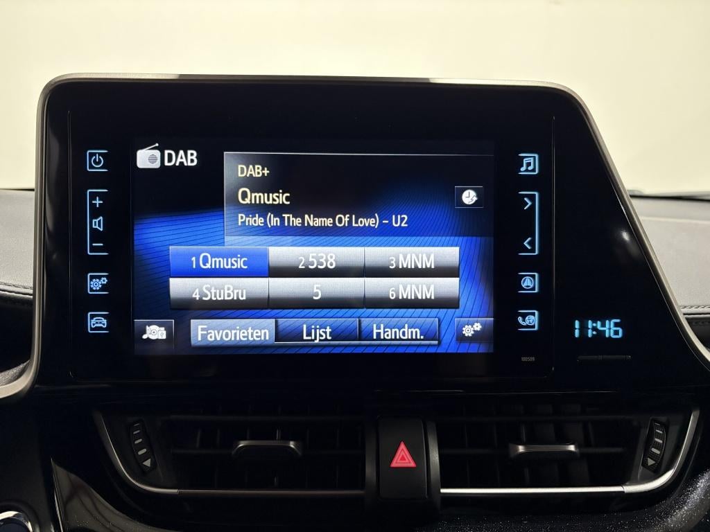 Toyota C-hr 1.8 hybrid dynamic | navi | camera | trekhaak |