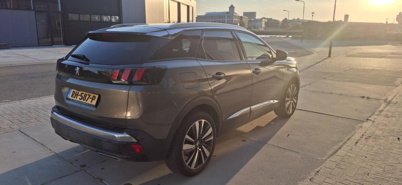 Peugeot 3008 1.2 Puretech 130pk S&S 2017 Grijs