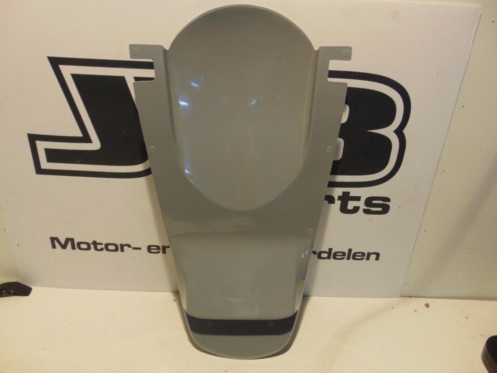 Ruitjes,huggers,undertail,radiator cover en veel meer accessoires