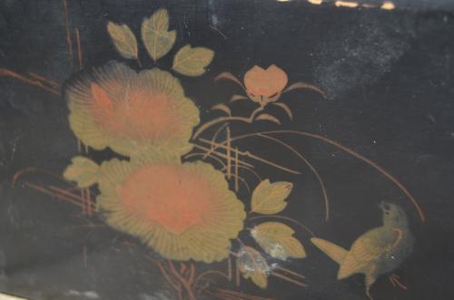 Plat laque doosje decor bloemen en vogel mog. Chinees