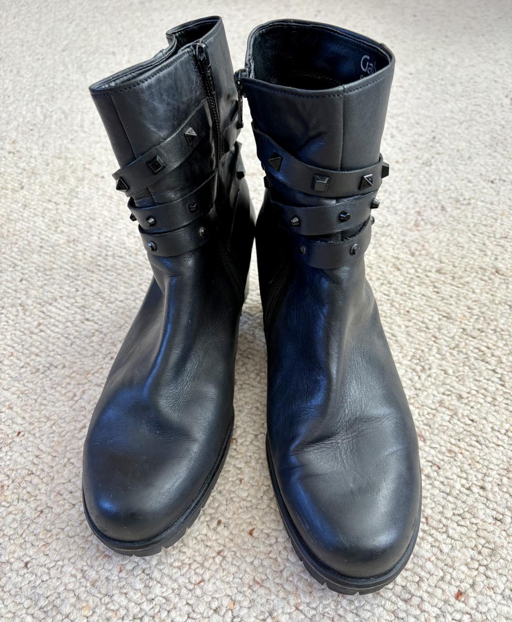 Dames Enkellaarsjes ( merk Gabor )