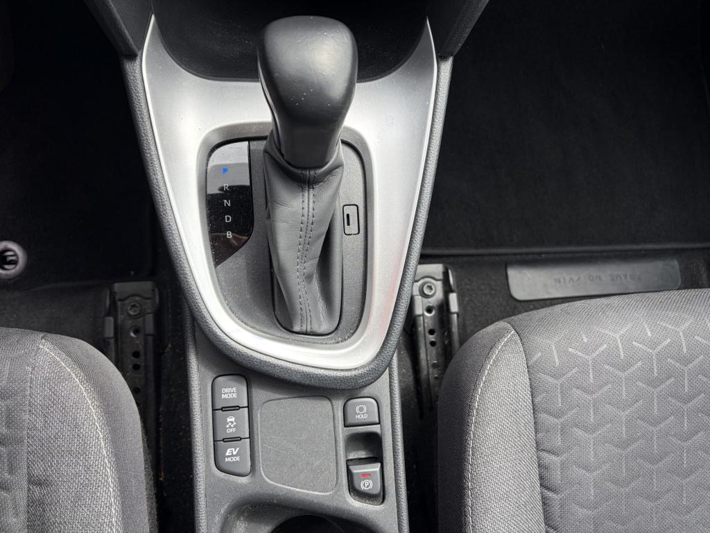 Toyota Yaris Cross 1.5 hybrid dynamic | climate | adap. cruise | navi!