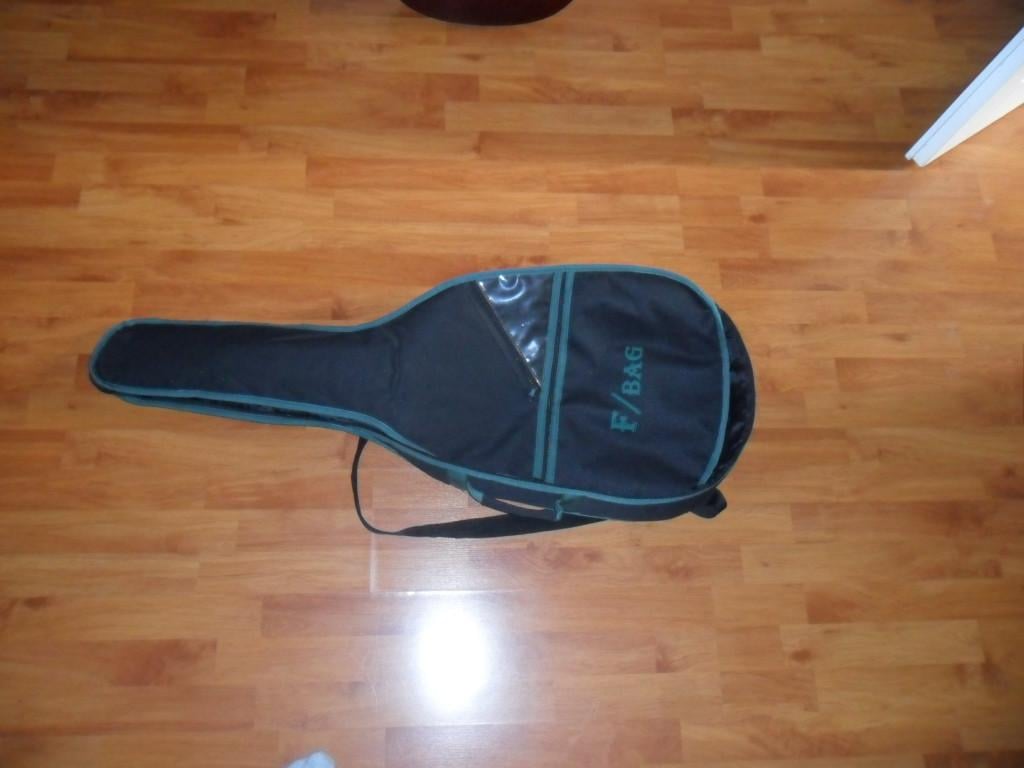 Gitaar Martinez