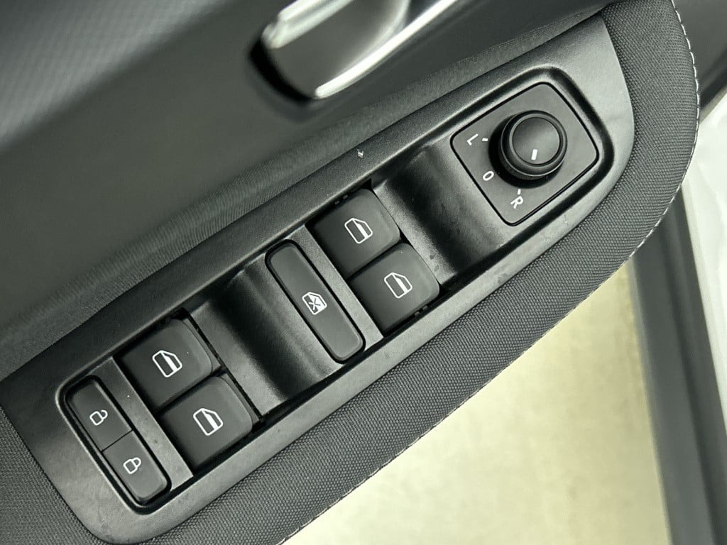 Leapmotor T03 design 37.3 kwh | rijklaar | automaat | navi | direct leverba