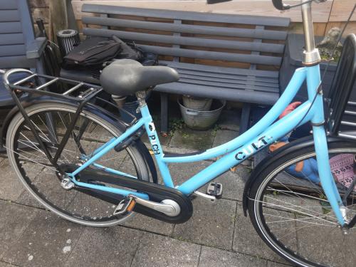 Puch opoefiets  ,3 speed,terugtraprem  ( damesfiets/ meisjesfiets  )
