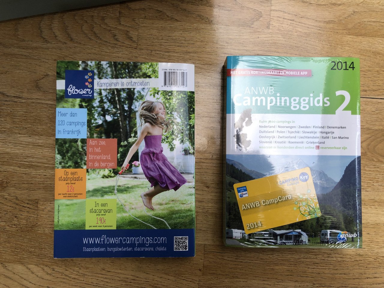 Te Koop Anwb Camping gids deel 1 en 2