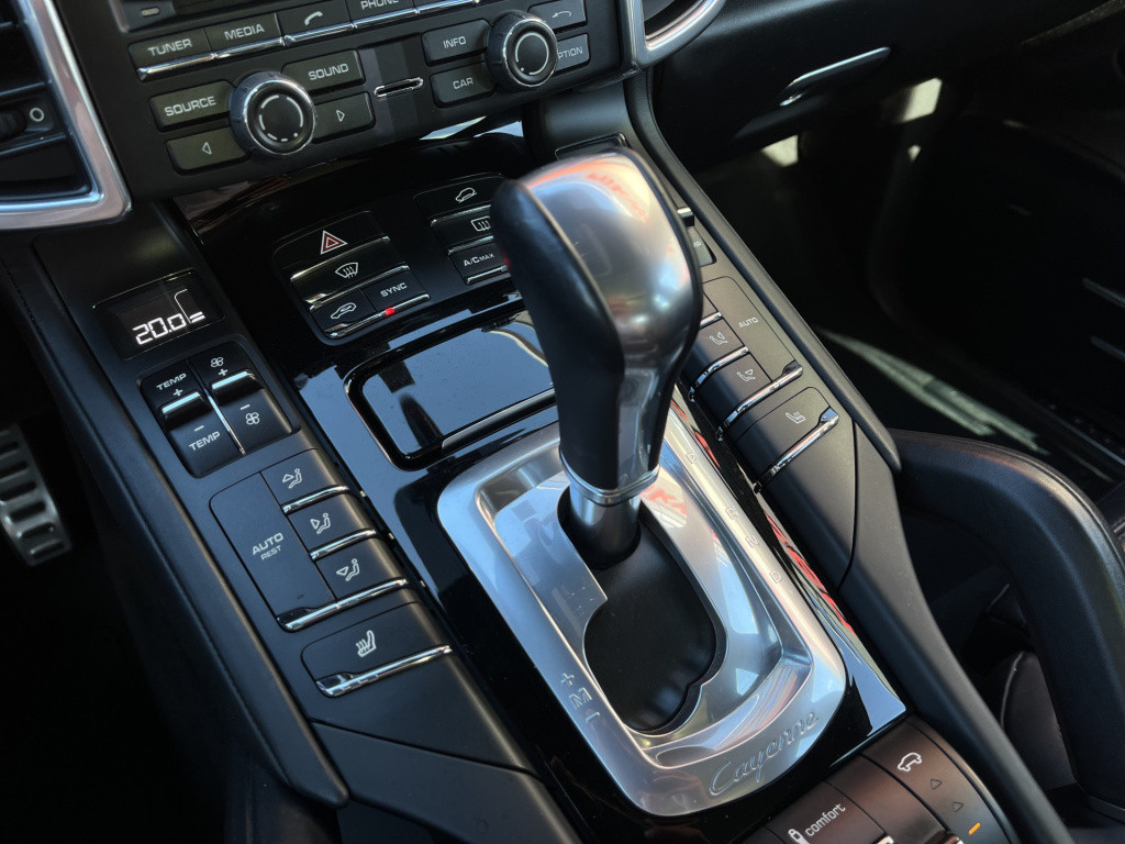 Porsche Cayenne 3.0 v6 s e-hybrid sport-design | pano | 21'' lmv | luchtver