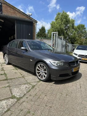 BMW 318i 2.0 Airco, Lederen interieur, trekhaak