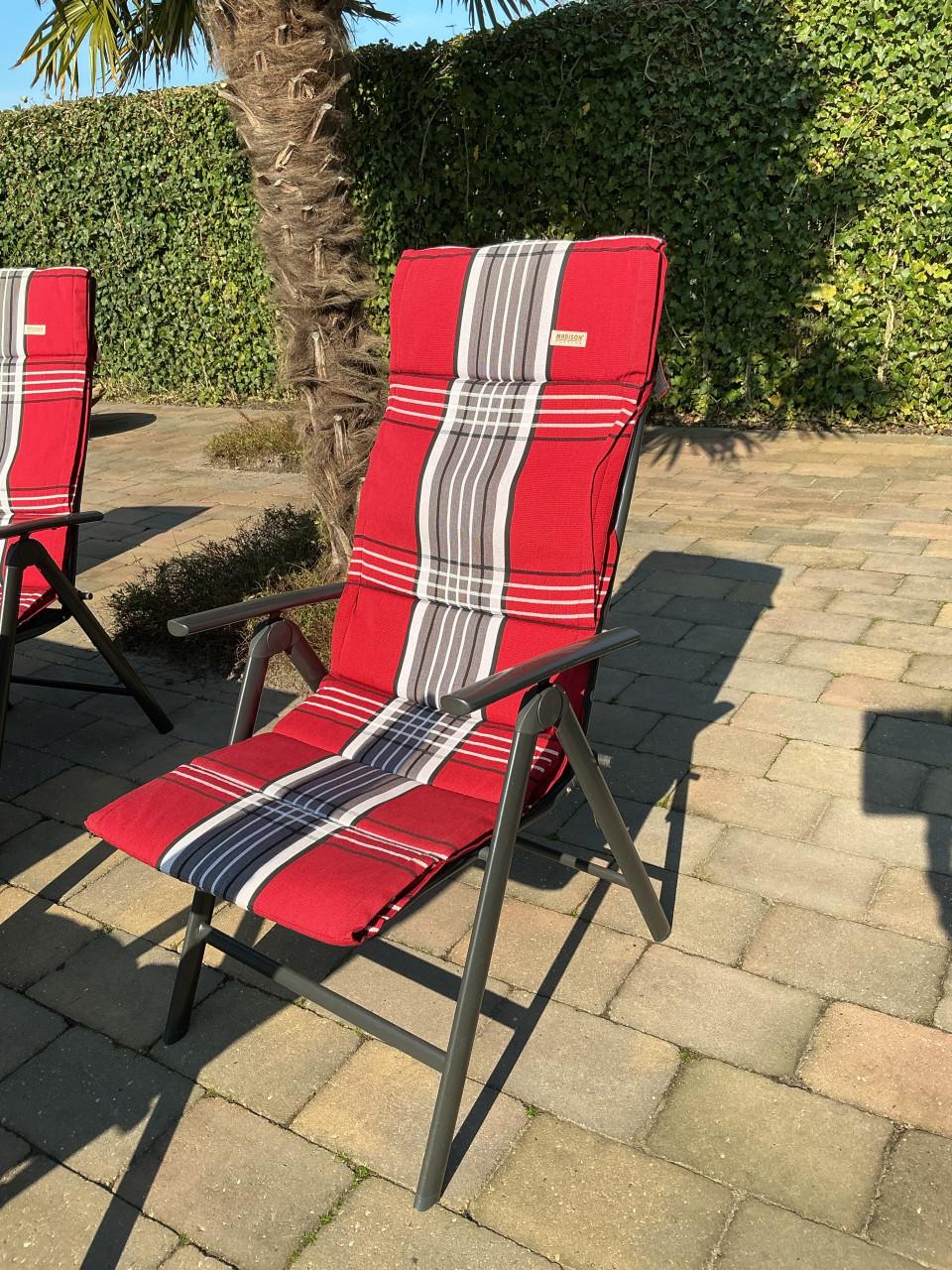 Tuintafel en 4 stoelen