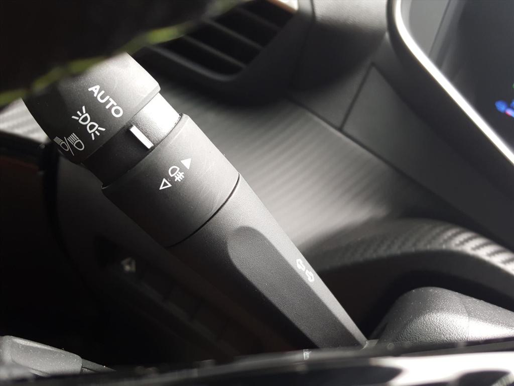 Peugeot E-2008 ev 54kwh 156pk gt |navi|bt|camera 360°|cruise&climate contro