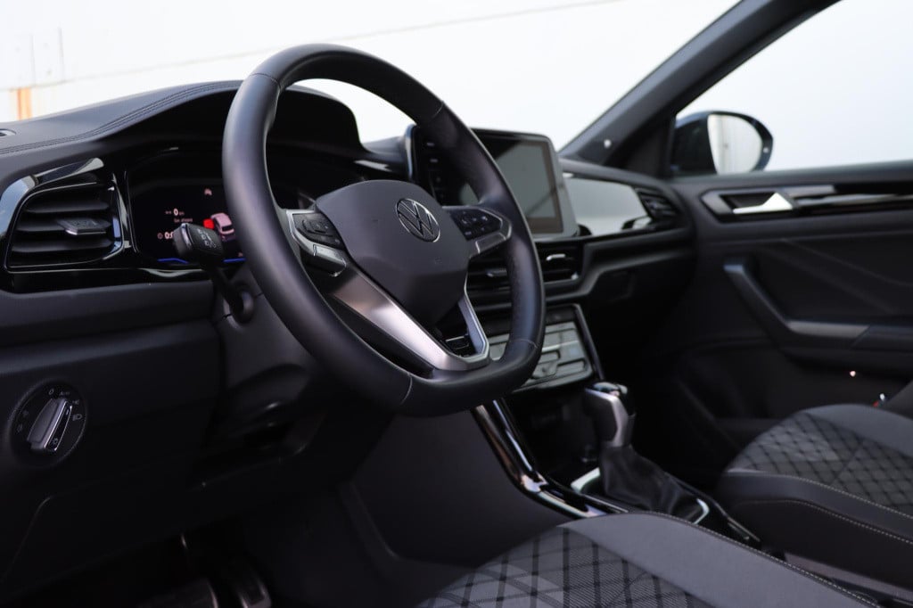 Volkswagen T-roc 1.5 tsi r-line business