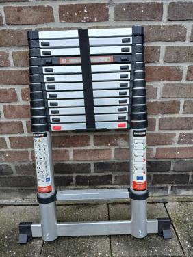 Telescoop ladder