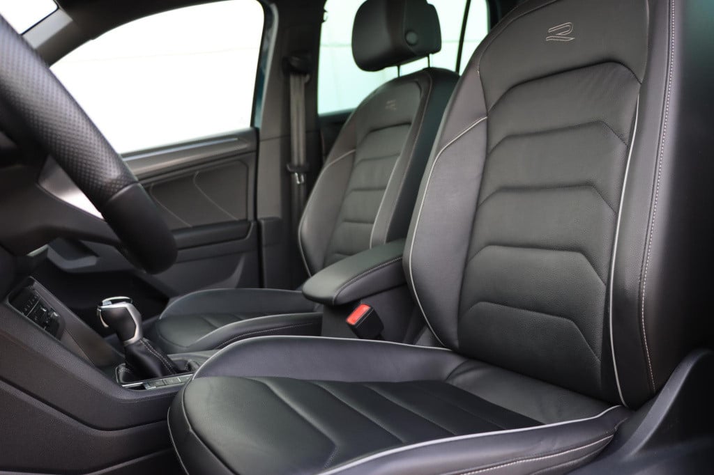 Volkswagen Tiguan 1.4 tsi ehybrid r-line business + 245pk dsg6
