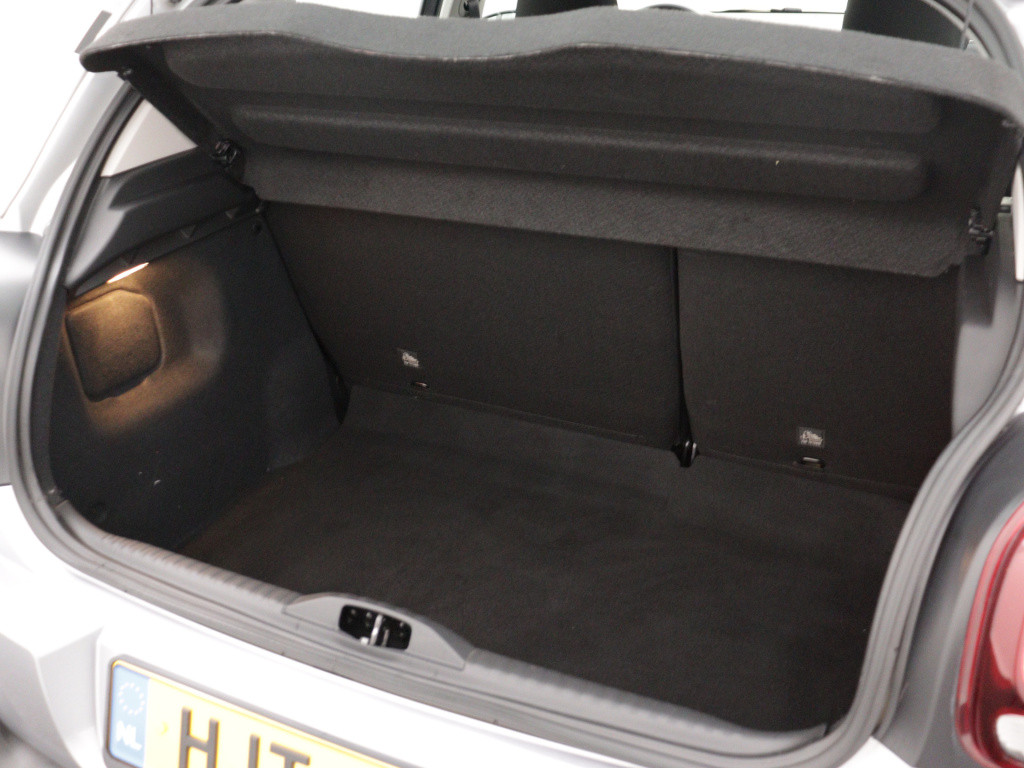 Citroen C3 82 pk feel | rijklaar | parkeersensoren rondom | apple carplay \