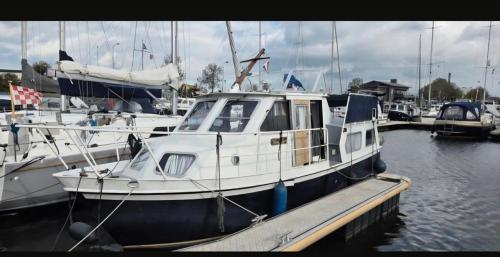 Betaalbaar betrouwbaar Motorjacht