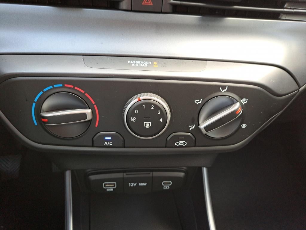 Hyundai I 20 1.0 t-gdi comfort | navigatie | 16"lichtmetalen velgen | achte