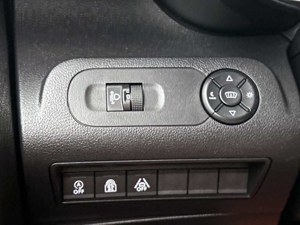 Citroen Berlingo 110pk xtr | rijklaar | panoramadak | head-up display |