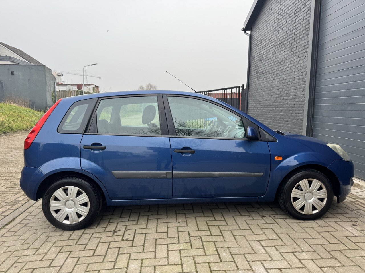 Ford Fiësta 1.4 16V 5 DRS 2007 Blauw Airco Apk Nap