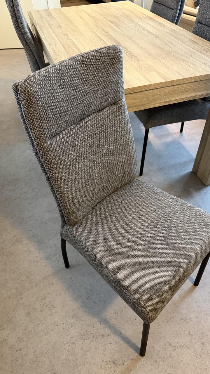 Eettafel met 4 stoelen