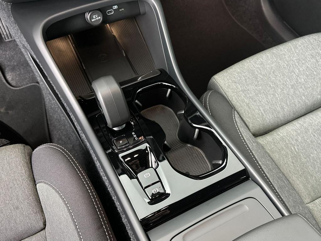 Volvo XC40 b4 gt plus dark visual park assist