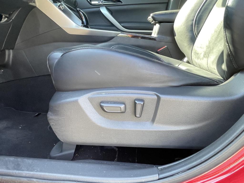 Mitsubishi Eclipse Cross 2.4 phev intense+