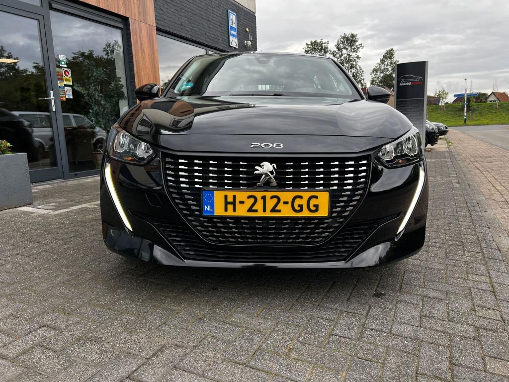 Peugeot 208 1.2 puretech blue lease active