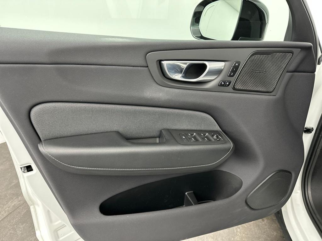 Volvo XC60 t8 390pk recharge r-design| pano| 360camera| trekhaak| h&k sound