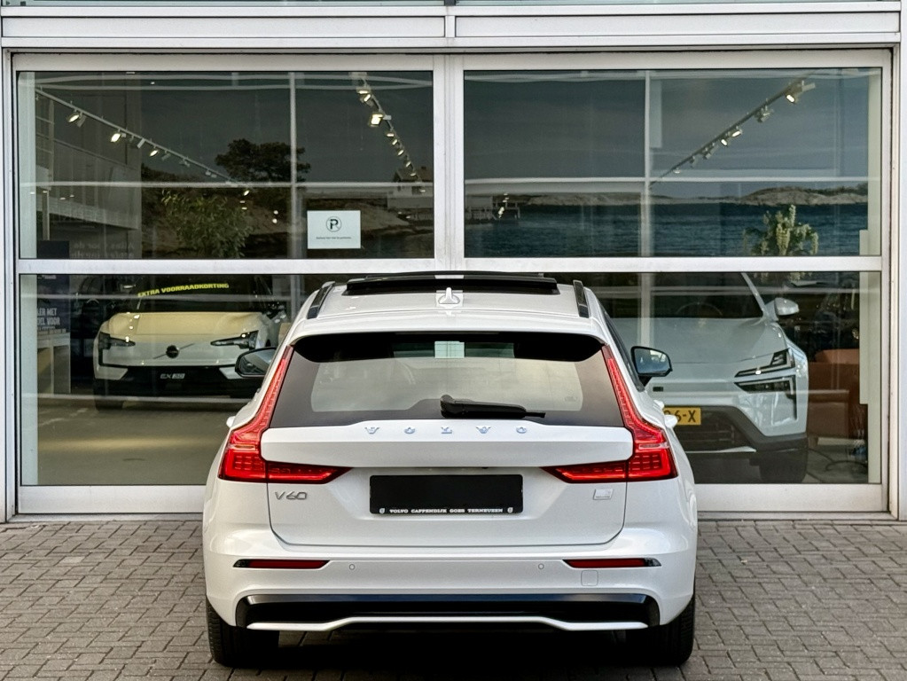 Volvo V60 t6 recharge 398pk ultra dark| panodak| adap.cruise| 360camera