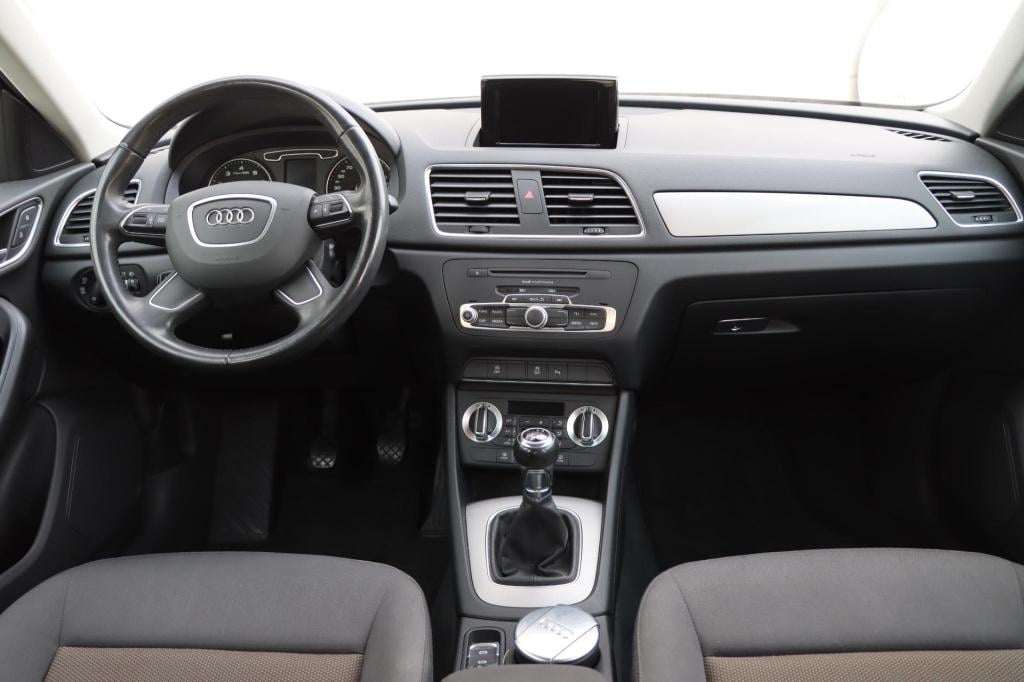 Audi Q3 1.4 tfsi pro line | navi | sensoren | cruise control
