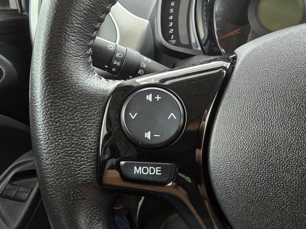 Toyota Aygo occasion 1.0 vvt-i x-play | zwart | tweedehands toyota aygo | a