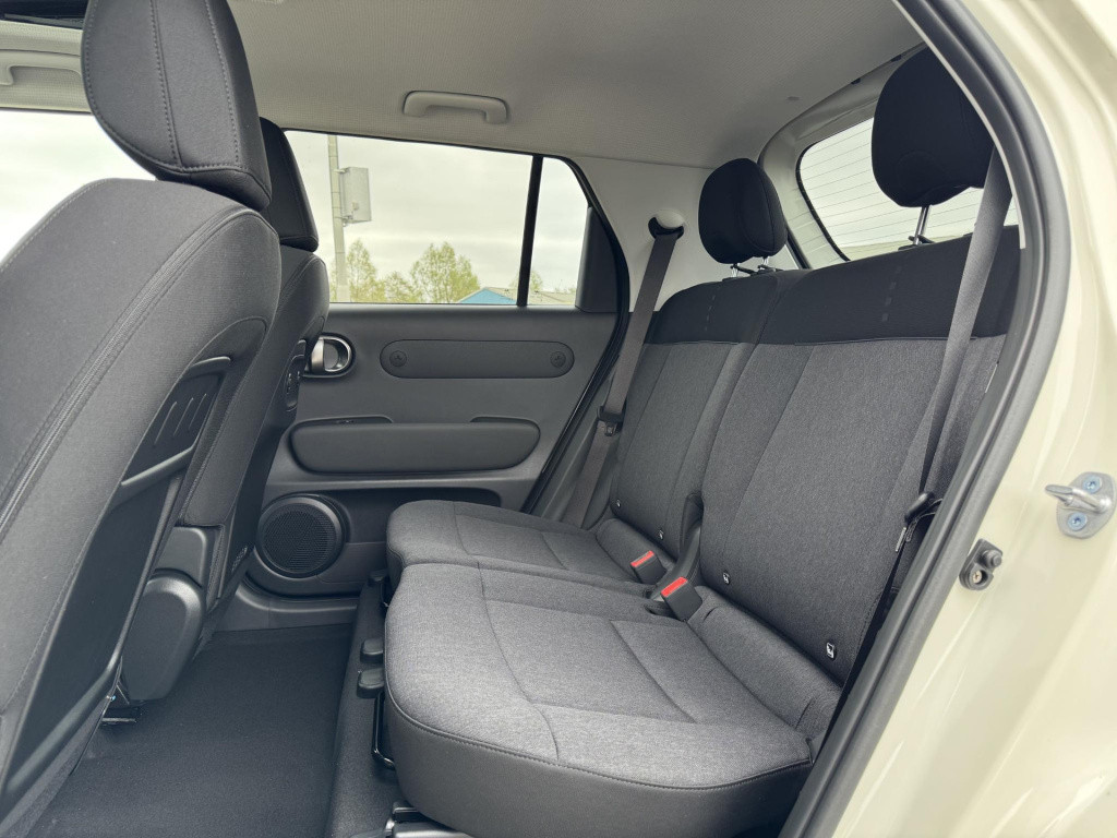 Hyundai Inster evolve sky plus 49 kwh
