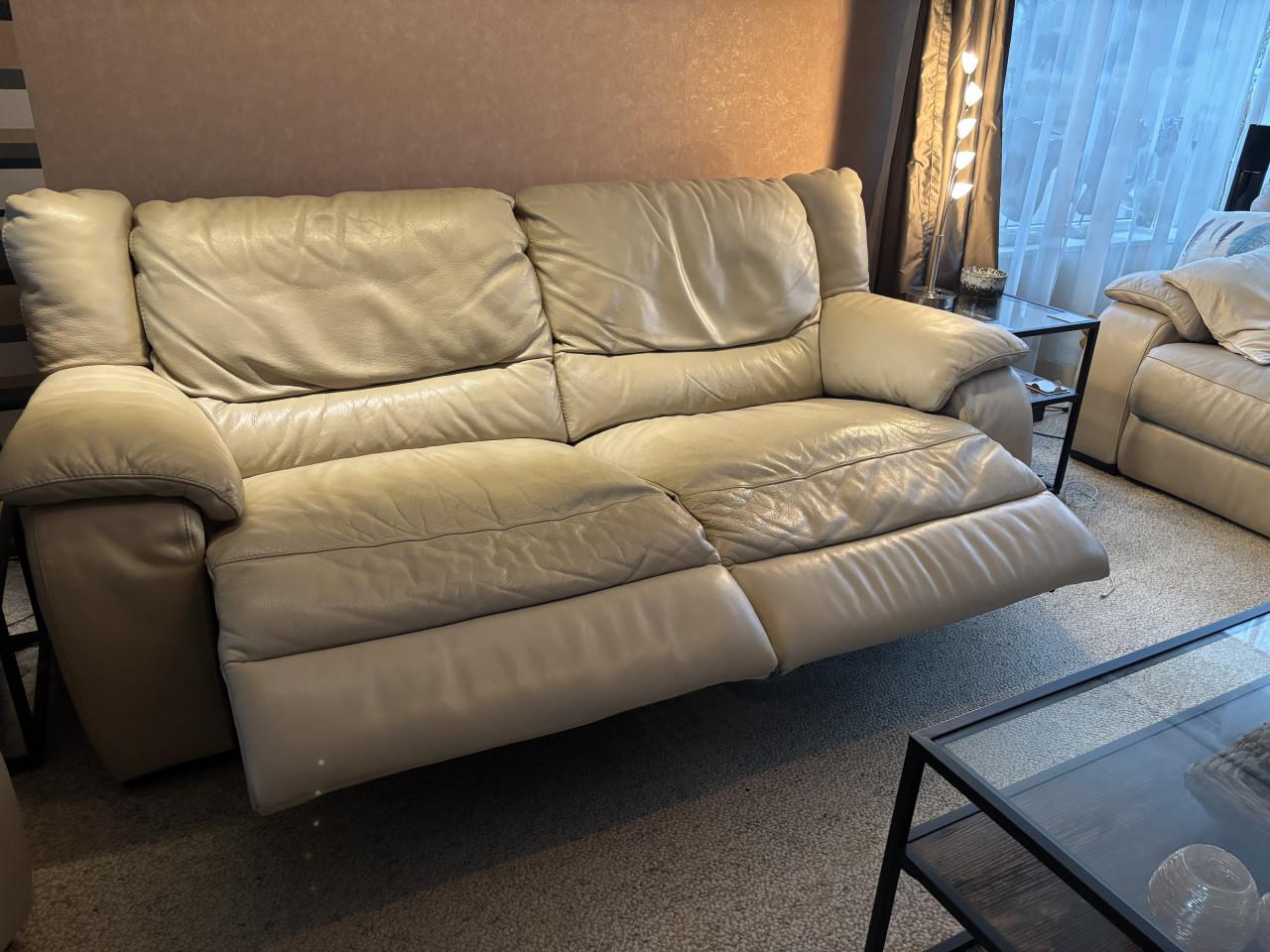 Crème leren elektrische 2,5 zitbank